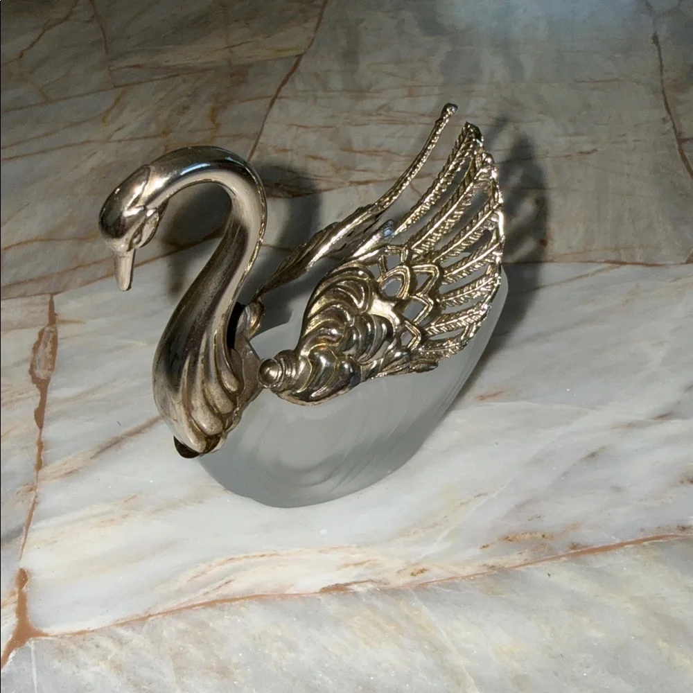 Vintage Frosted Glass Silver Tone Swan Figurine Articulated Filigree Wings